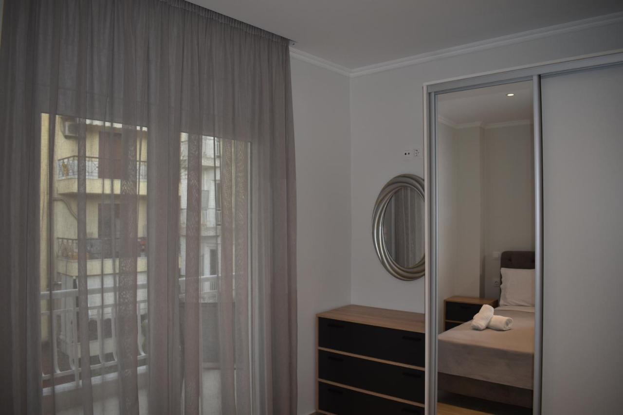 Sea View Luxury Apartment In Nea Kallikratia. Nea Kallikrateia Eksteriør billede