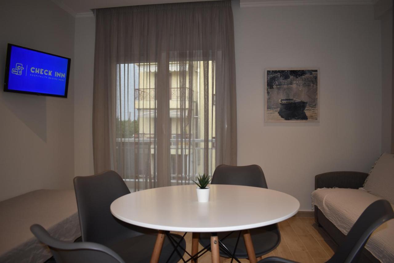 Sea View Luxury Apartment In Nea Kallikratia. Nea Kallikrateia Eksteriør billede