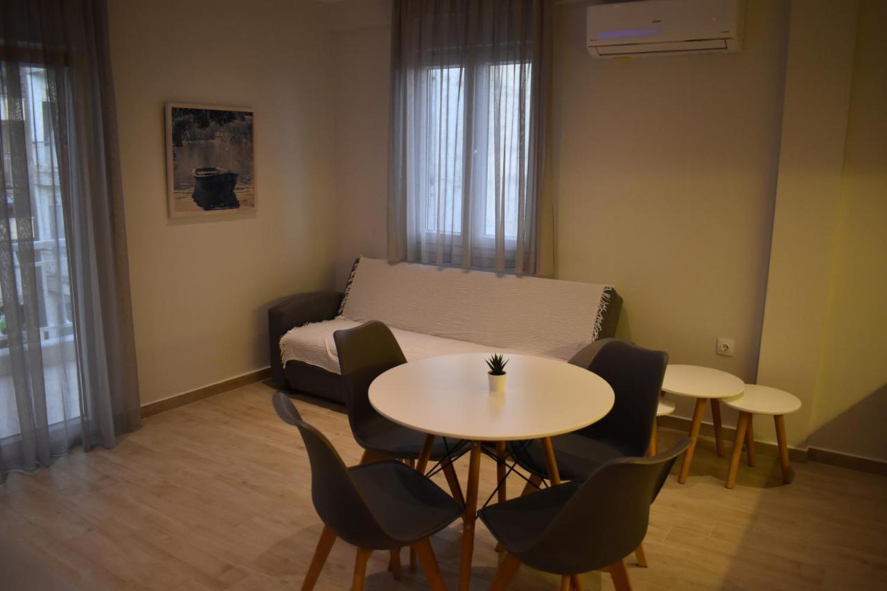 Sea View Luxury Apartment In Nea Kallikratia. Nea Kallikrateia Eksteriør billede