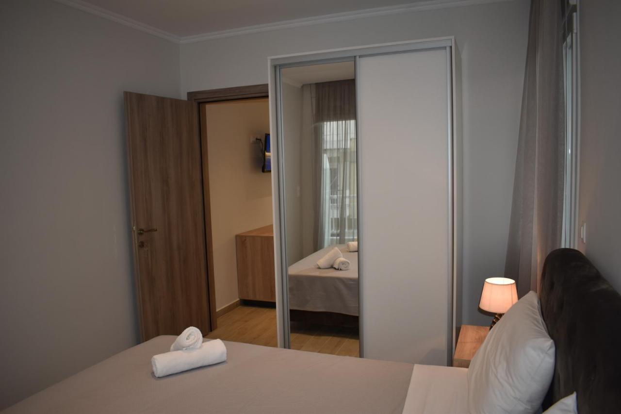 Sea View Luxury Apartment In Nea Kallikratia. Nea Kallikrateia Eksteriør billede