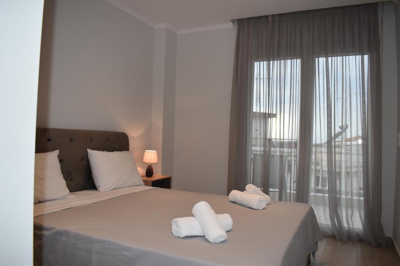 Sea View Luxury Apartment In Nea Kallikratia. Nea Kallikrateia Eksteriør billede